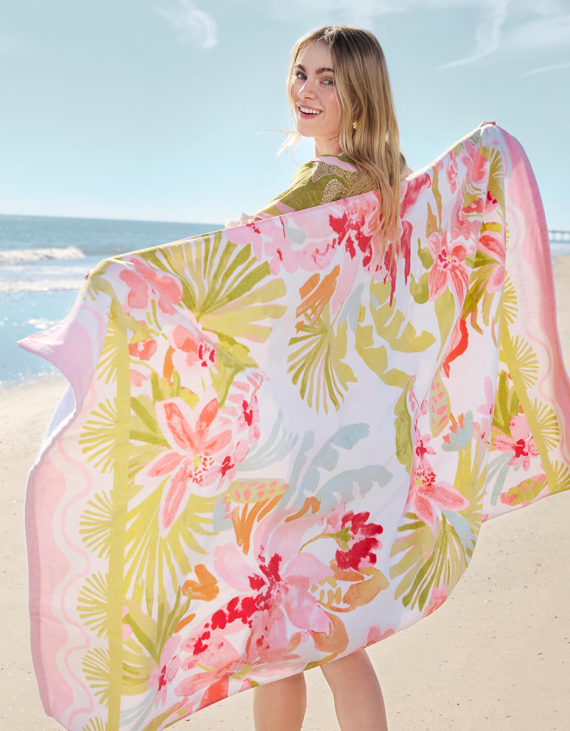 Beach Towel Castillo Tropical - $44.80